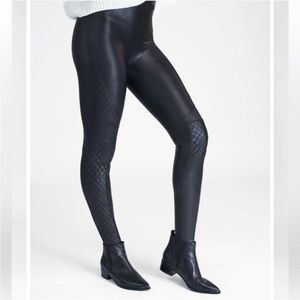 Spanx Faux Leather Quilted Leggings Black Size Medium